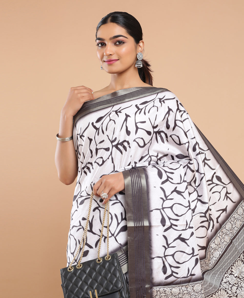 Jute Silk Casual Wear Black Color Saree