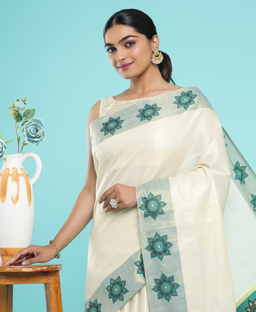 Kerala Tissue Golden & Green Block Print Set Saree
