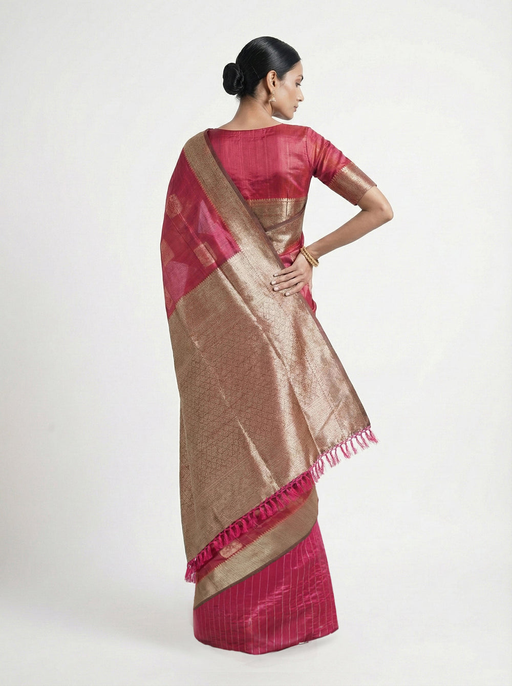 Semi Silk Premium Ruby Pink Saree with Chicku Contrast Blouse