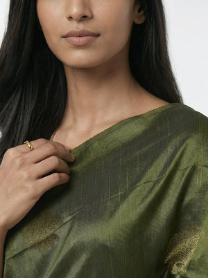 Semi Silk Moss Green  Saree with Gapped Butta Pattern