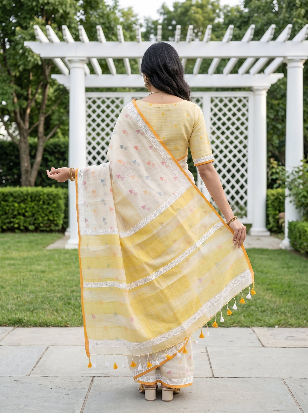 Linen Cream Yellow Ombre Multicolor Weave Lace Trim Saree