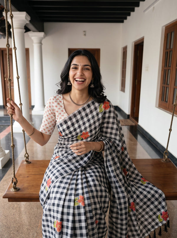 Cotton Black and White Checkered Hibiscus Floral Print Saree