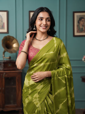 Synthetic Parrot Green Shibori Tie Dye Print Saree with Tassels