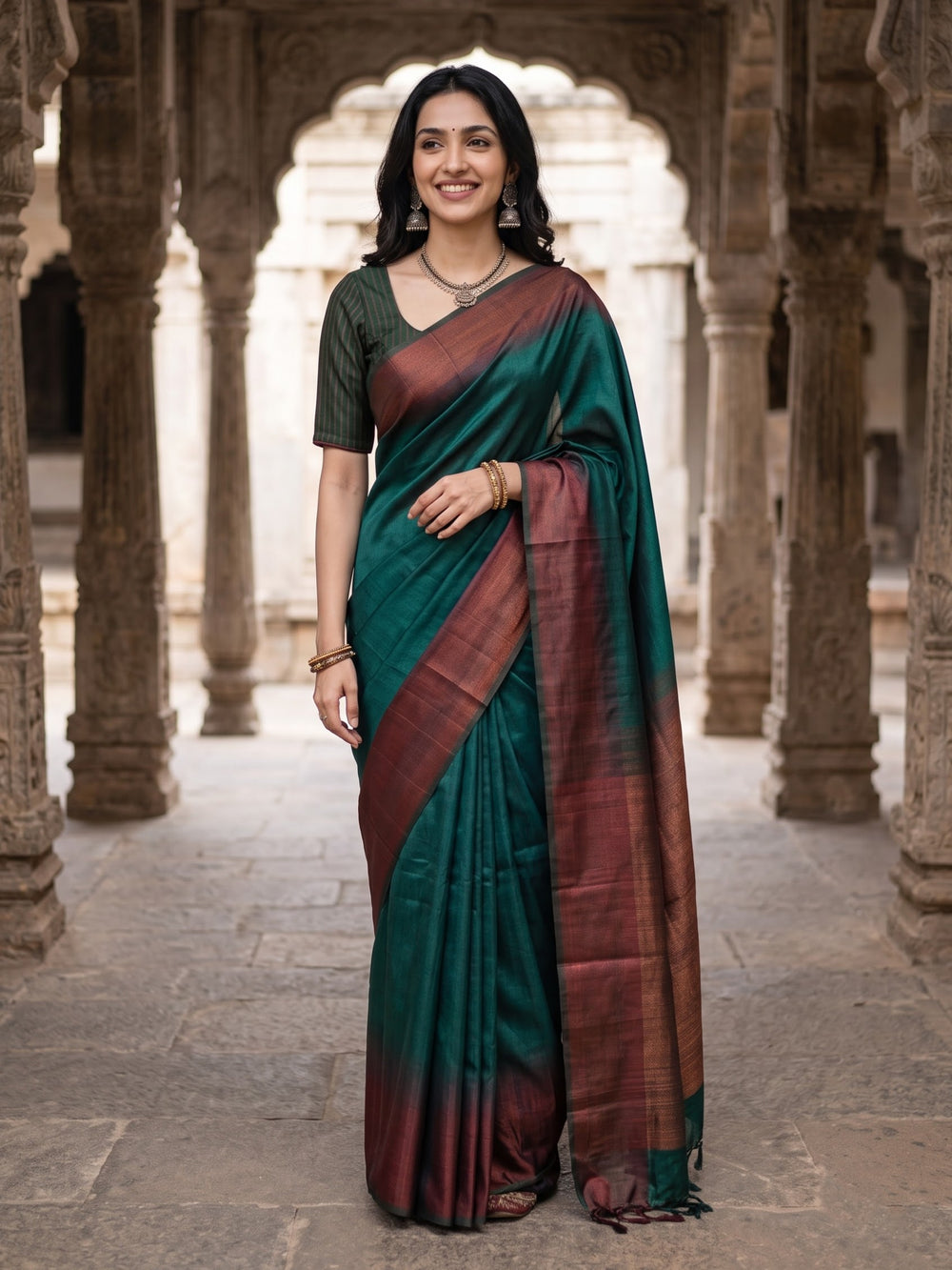 Pure Silk Bottle Green Plain Saree with Dual Tone Maroon Pallu