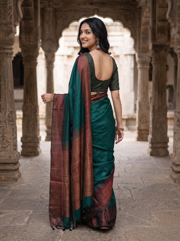 Pure Silk Bottle Green Plain Saree with Dual Tone Maroon Pallu