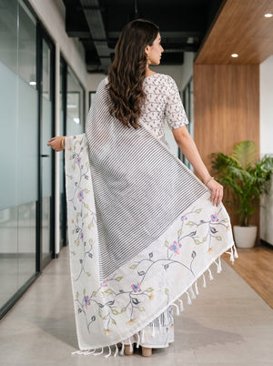 Cotton White Multicolor Floral Vine Striped Pallu Saree