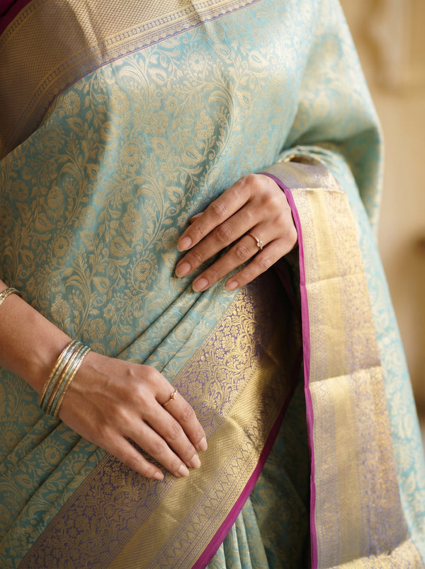 Kanjivaram Teal Green  Saree with Gold Zari Floral Jaal Weave, Dual-Tone Antique Border
