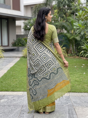 Pure Chanderi Ivory Black Abstract Wave Geometric Print Saree