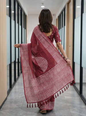 Cotton Maroon White Polka Dot Print Saree