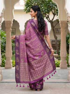 Matka Silk Purple Magenta Gold Zari Floral Checkered Pallu