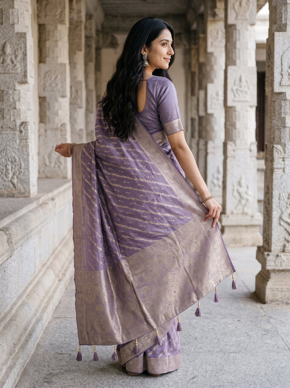 Banarasi Mauve Purple Golden Zari Kalka Paisley Jaal Pallu Saree with Diagonal Floral Vine Butta