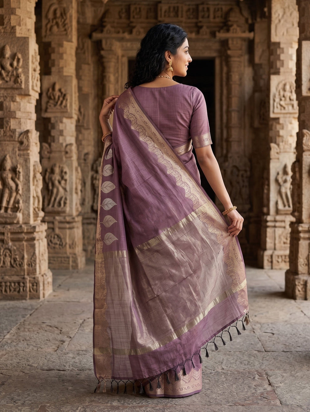 Matka Silk Mauve Silver Leaf Motif Border Saree