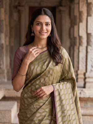 Matka Silk Olive Purple Diamond Lattice Pallu Saree with Tassels