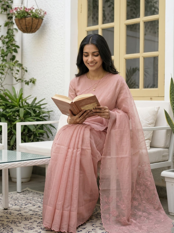 Linen Dusty Pink Saree with Floral Cutwork Embroidered Pallu and Sequin Body