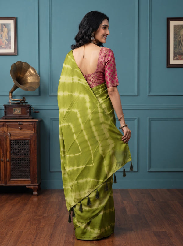 Synthetic Parrot Green Shibori Tie Dye Print Saree with Tassels