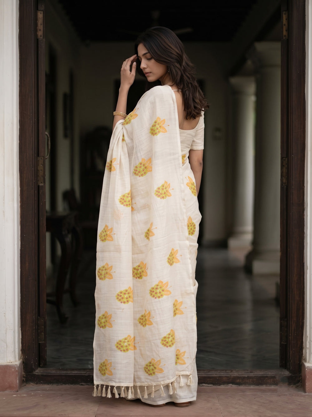 Cotton Cream Leaf Berry Print Saree
