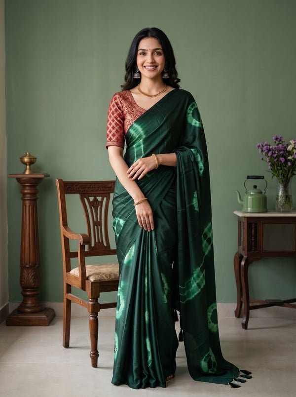 Synthetic Green Tie Dye Ring Pattern Saree with Tasseled Pallu