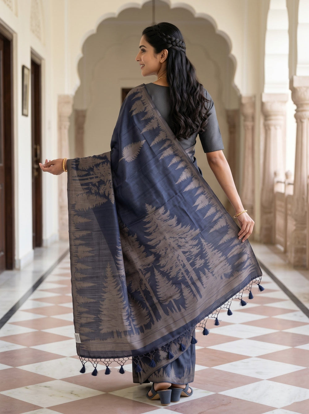 Matka Silk Navy Blue Fern Leaf Print Saree