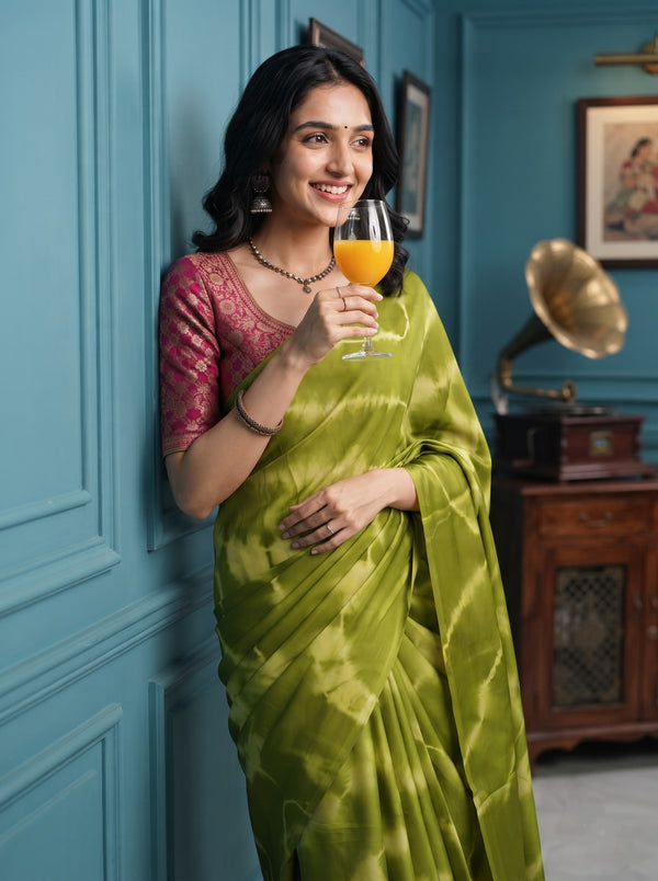 Synthetic Parrot Green Shibori Tie Dye Print Saree with Tassels