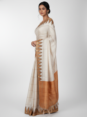 Ivory Semi Jute Silk saree with Pinal Checks With Temple Design Body, Contrast Plain Pallu & Plain Bavanji With Checks Border – Paired with Honey Contrast Pinal Checks Blouse