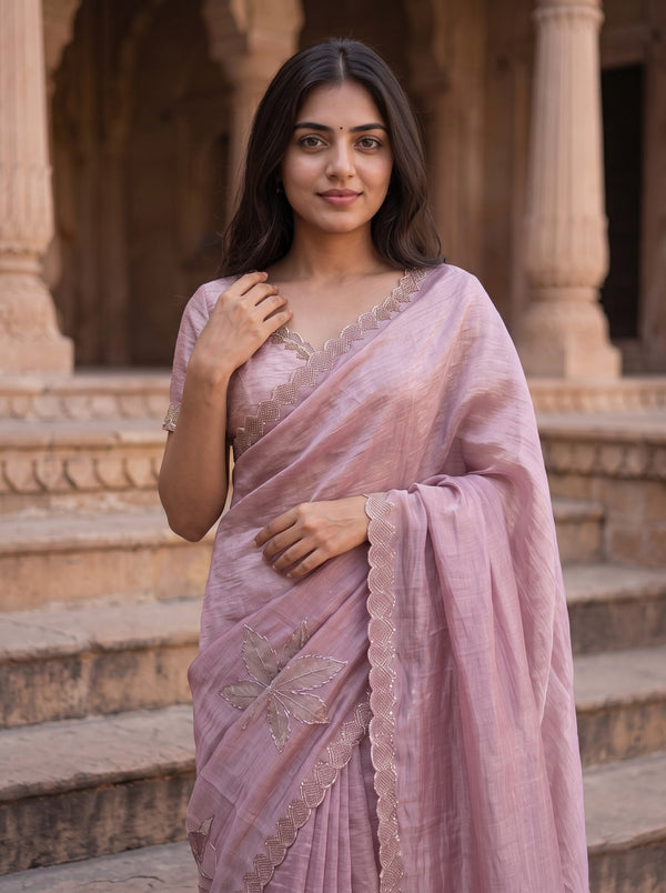 Banarasi Mauve Scalloped Border Leaf Embroidery Saree