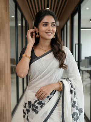 Cotton Saree in Off-White with Grey Foliage Print, Paisley Dotted Pallu