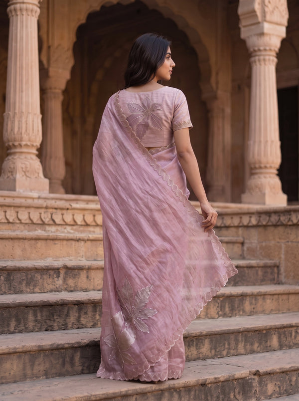 Banarasi Mauve Scalloped Border Leaf Embroidery Saree