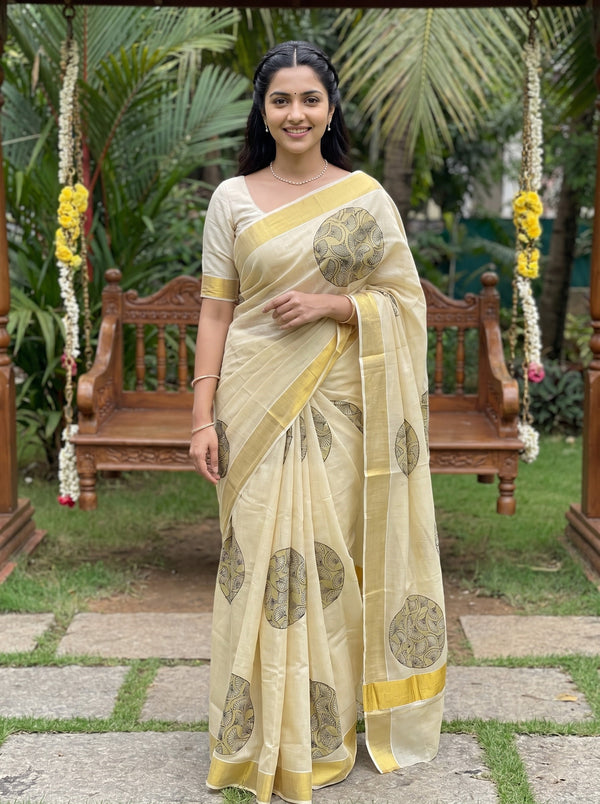 Tissue Cream Gold Circular Ginkgo Leaf Print Onam Special Kerala Saree