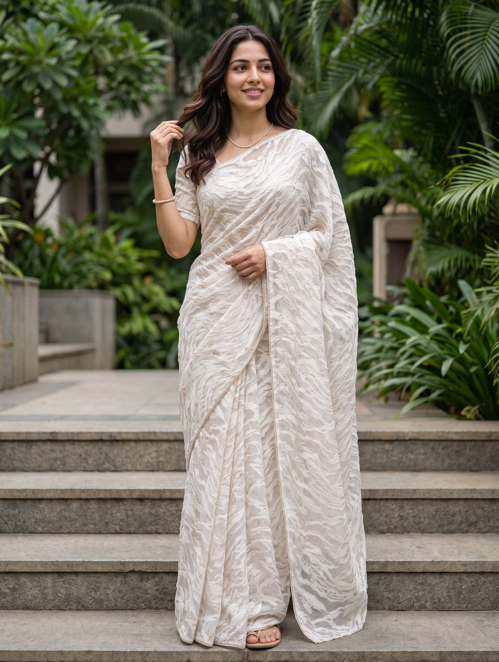 Turkish Organza Cream Abstract Zari Wave Woven Saree