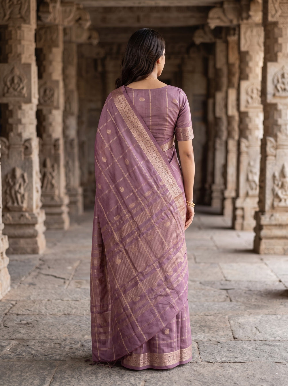 Semi Silk Mauve Checkered Paisley Saree