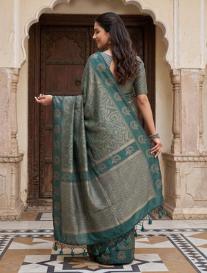 Matka Silk Dark Green Floral Motif Zari Border Chevron Pallu