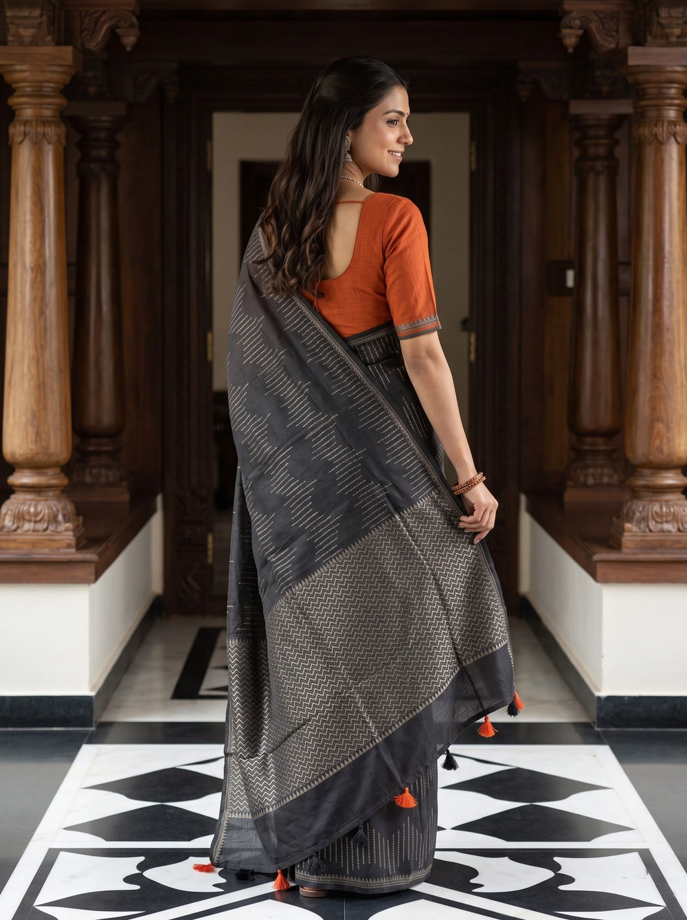 Matka Silk Black Gold Zigzag Dotted Chevron Pallu