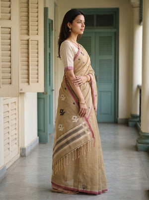 Cotton Sand Beige Floral Jaal Handloom Saree with Tassels