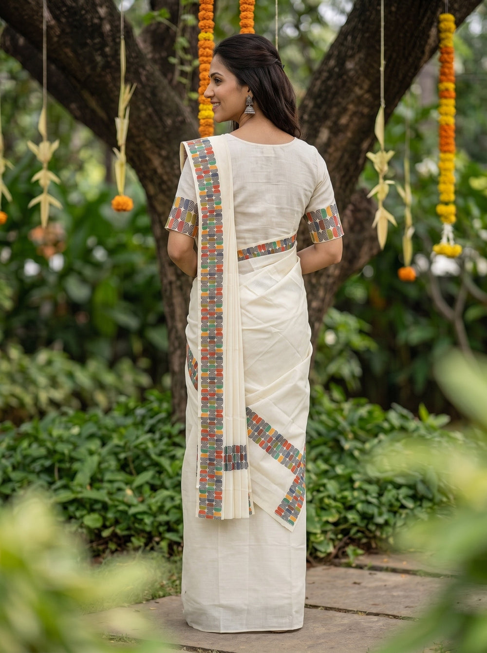 Cotton Cream Retro Geometric Border Onam Special Set Mundu