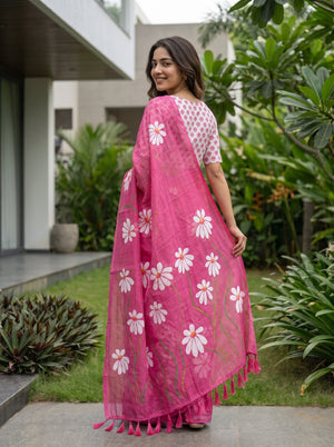 Cotton Magenta Saree with White Daisy Vine Print