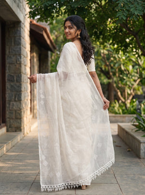 Kota Doria White Self-Tone Leaf Embroidery Lace Border Saree