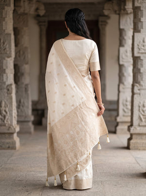 Banarasi Cream Floral Zari Butta Saree with Designer Pallu