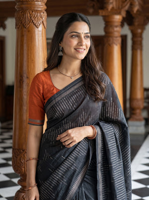 Matka Silk Black Gold Zigzag Dotted Chevron Pallu